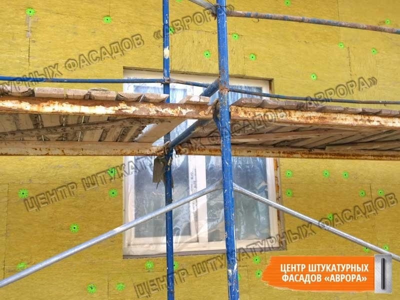 Монтаж минеральной ваты на объекте При применяется минеральная вата толщиной от 50 мм.
